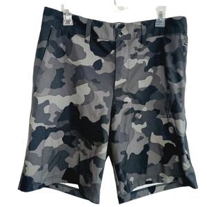 Champion Men's Camo Board Shorts Size 34 Gray Camouflage Pockets Lightweight EUC